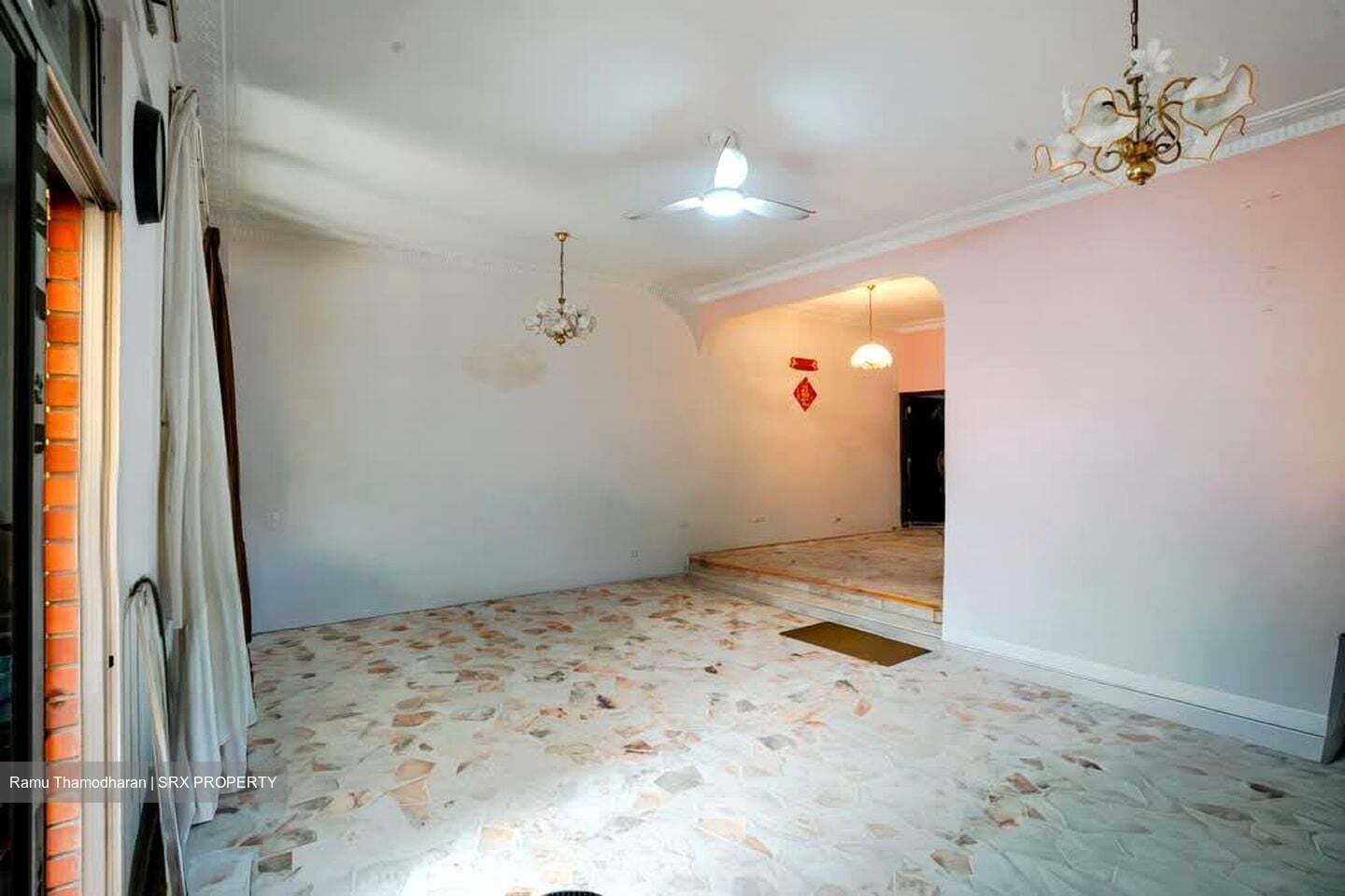 Richards Avenue (D19), Terrace #606967201